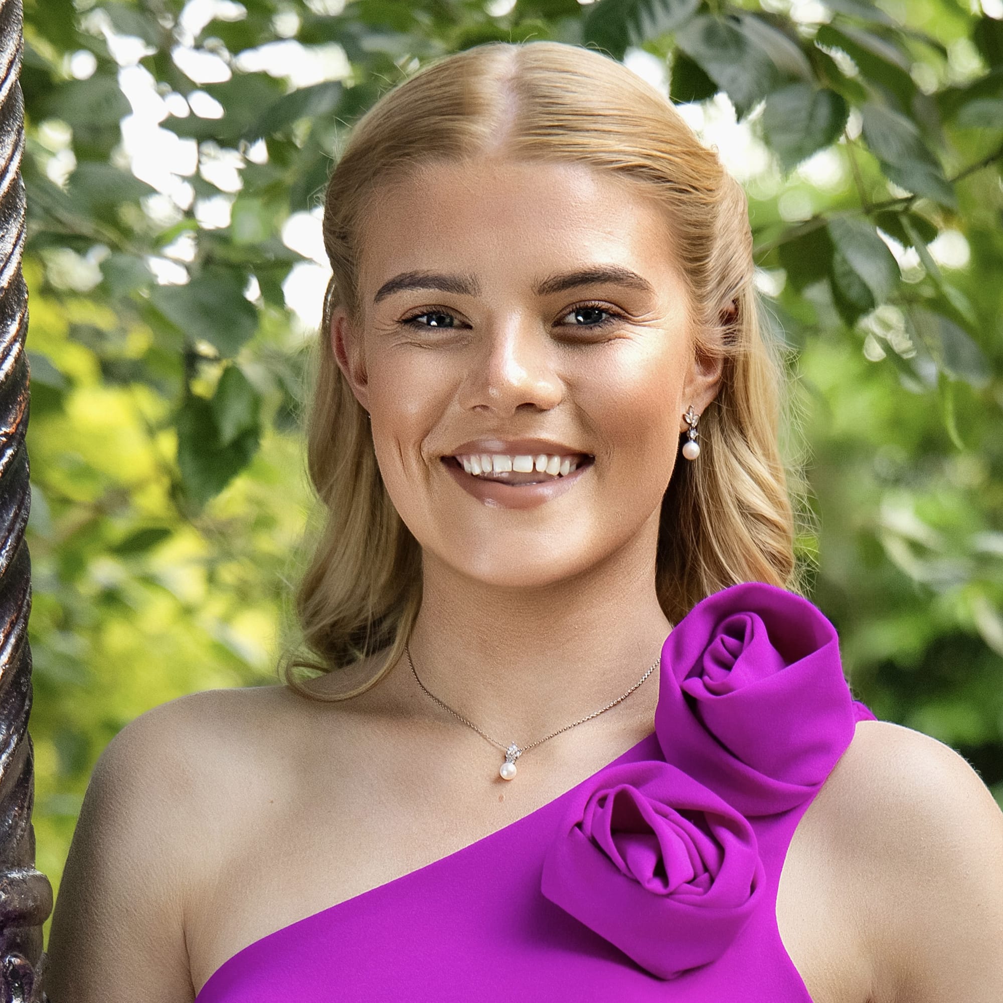 Roses Rose Of Tralee 